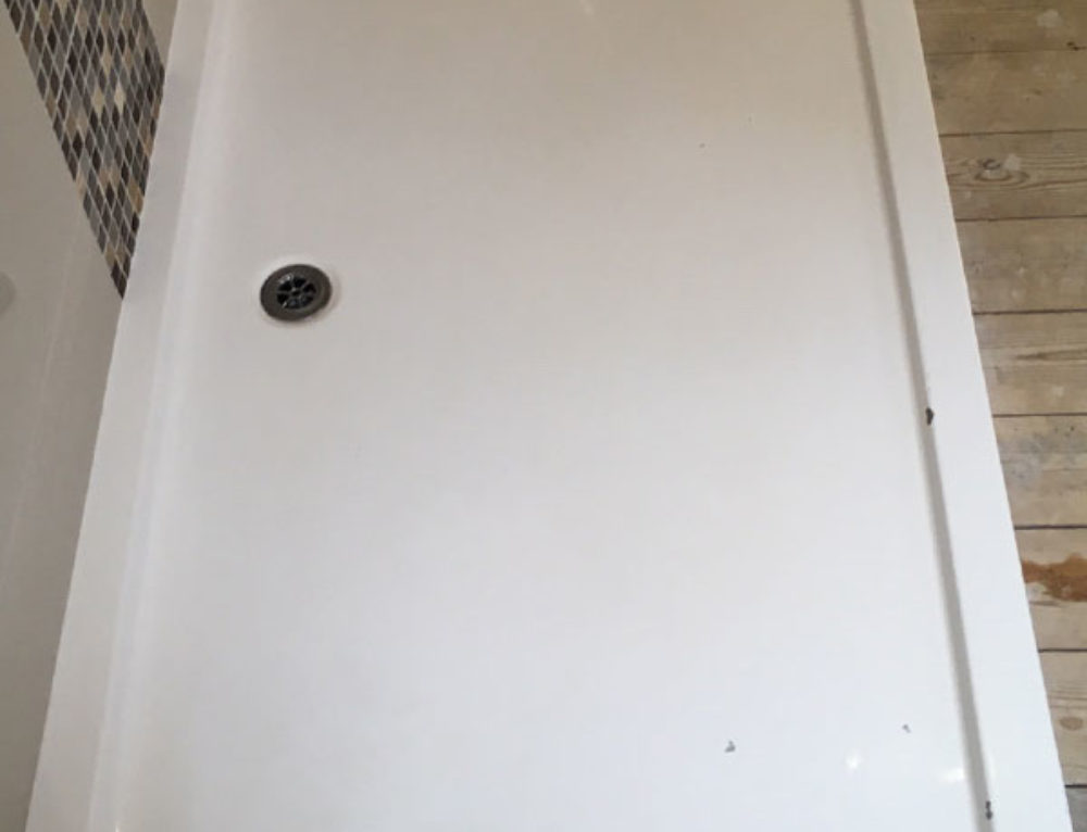 Shower Tray Chip Repair Billericay The Bath Doctor